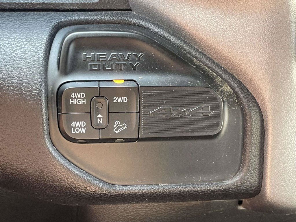 Used 2024 RAM 2500 Big Horn w/ Off Road Package AWD/4WD image 22