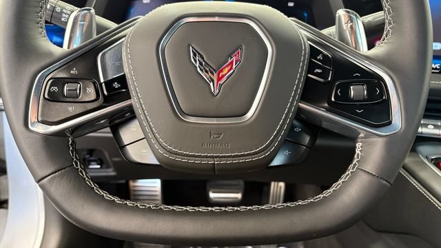 Used 2026 Chevrolet Corvette Stingray Coupe w/ 1LT RWD image 26