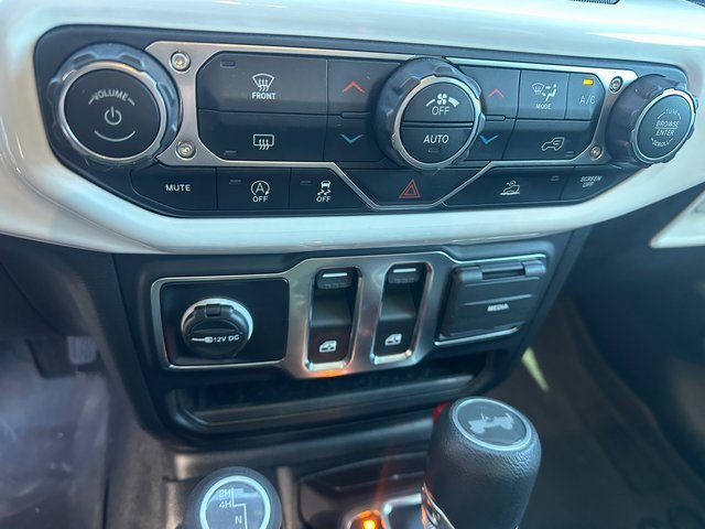 Used 2023 Jeep Wrangler Sport S image 24