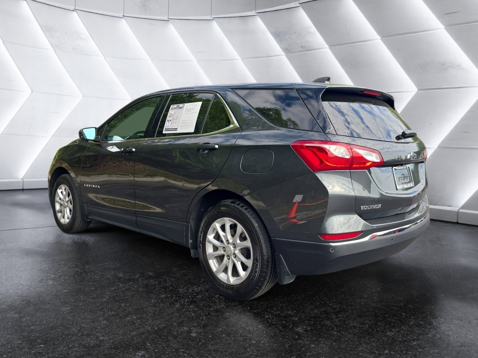 Used 2020 Chevrolet Equinox LT image 3