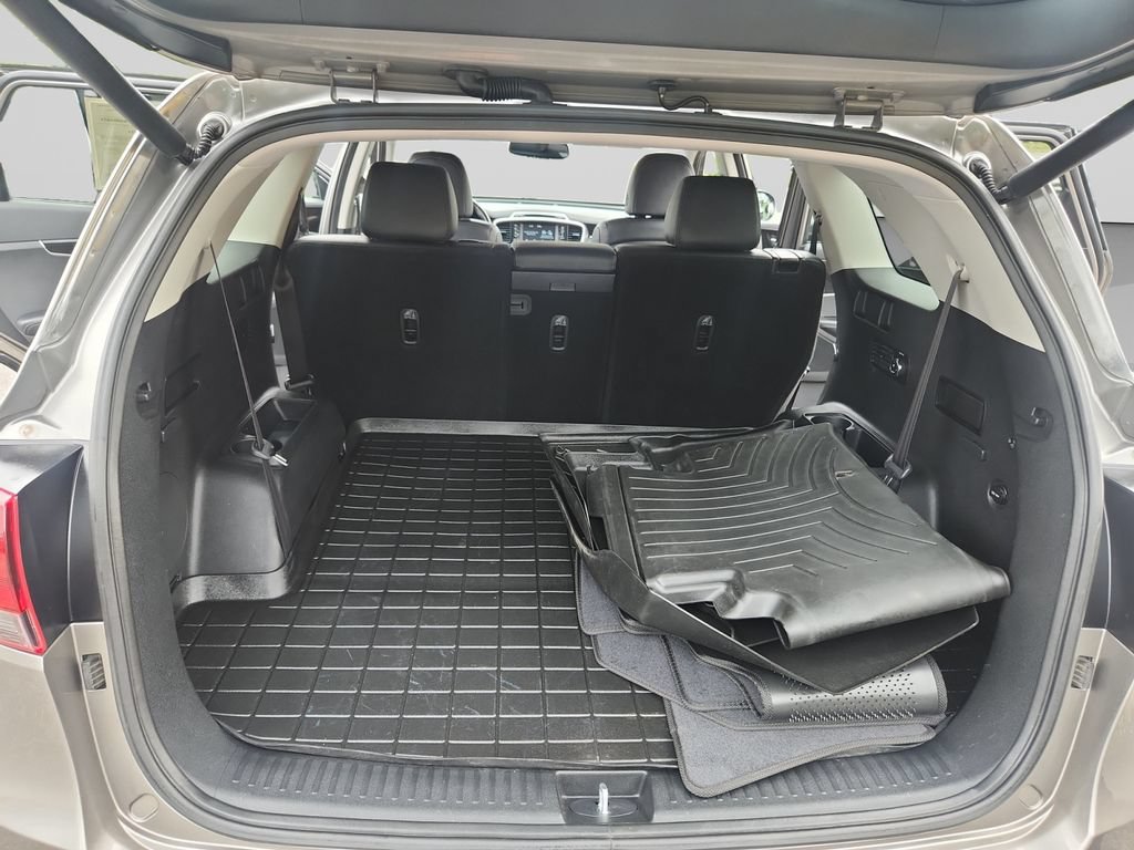 Used 2019 Kia Sorento EX AWD/4WD image 19
