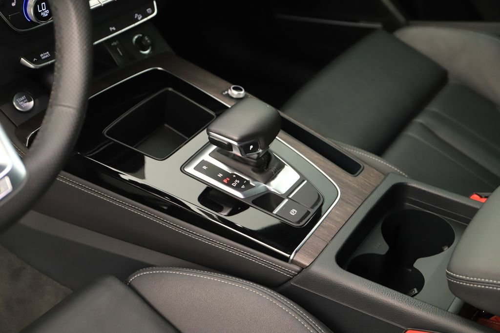 Certified 2024 Audi Q5 e Premium Plus AWD/4WD image 15