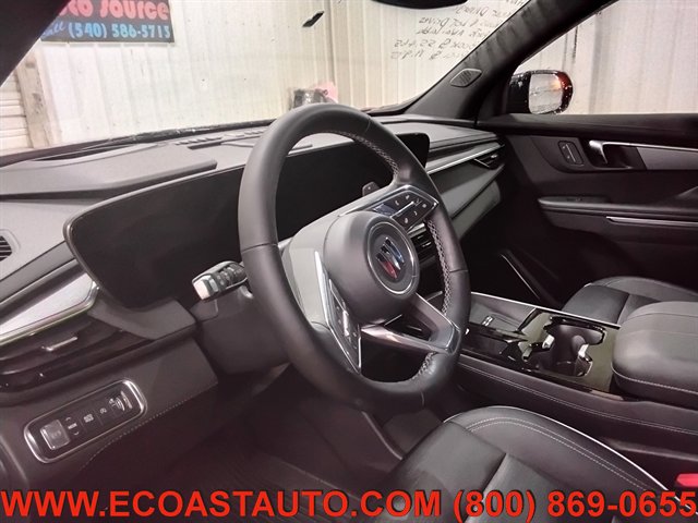Used 2025 Buick Enclave Sport Touring w/ Power Package image 11