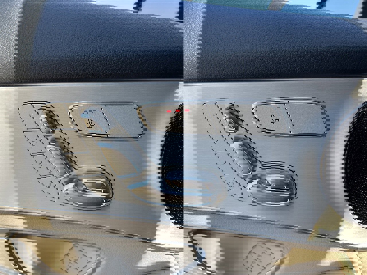 Used 2022 Mercedes-Benz GLC 300 image 23