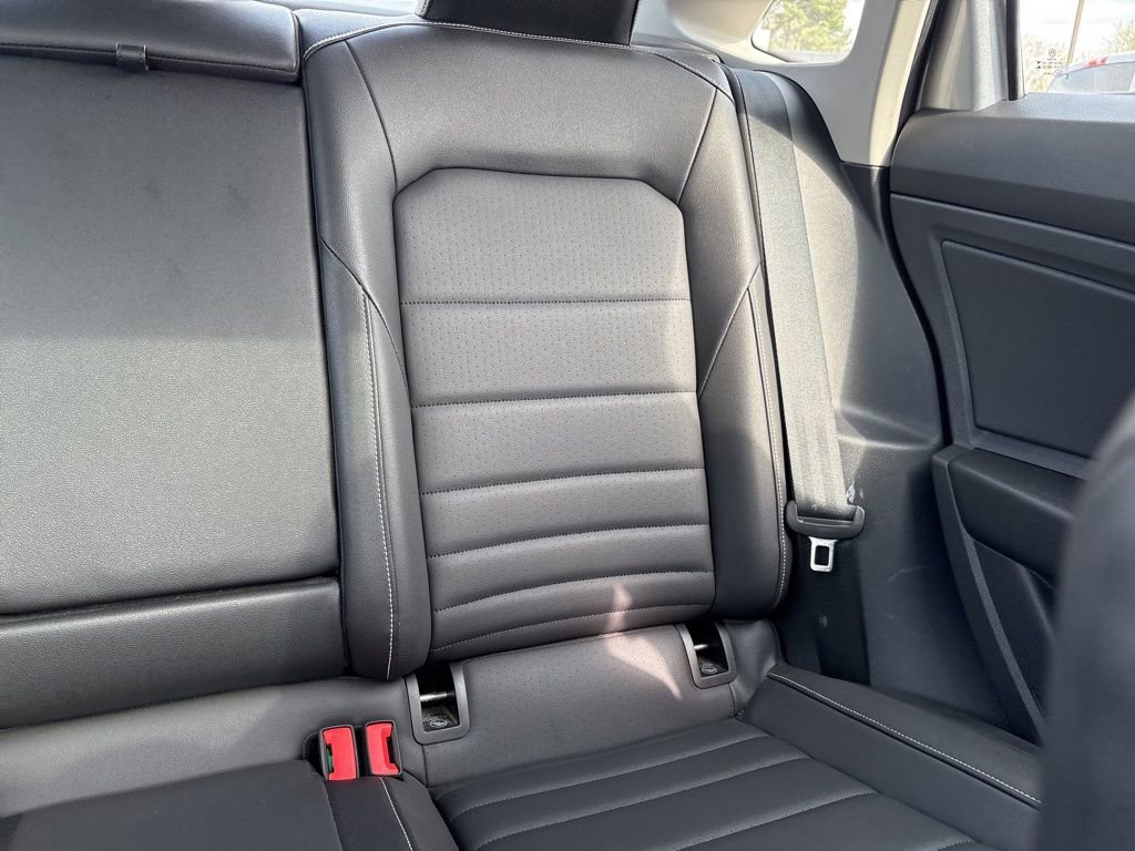 Used 2024 Volkswagen Jetta SE image 13