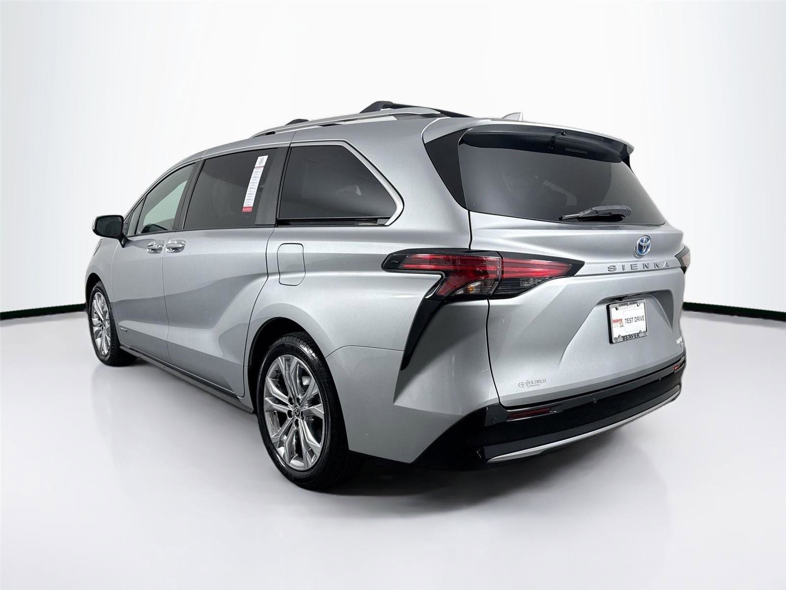 Certified 2021 Toyota Sienna Platinum video 2