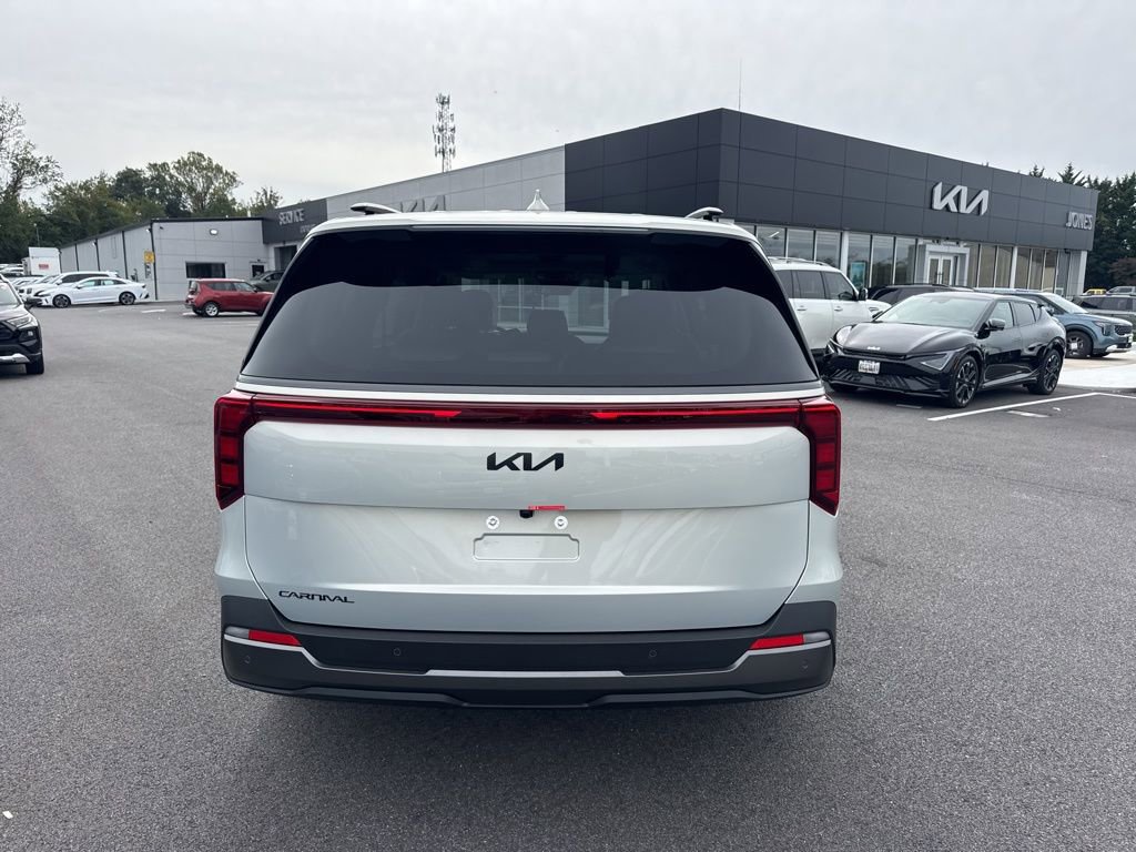 New 2026 Kia Carnival SX w/ SX Dark Edition Package image 6
