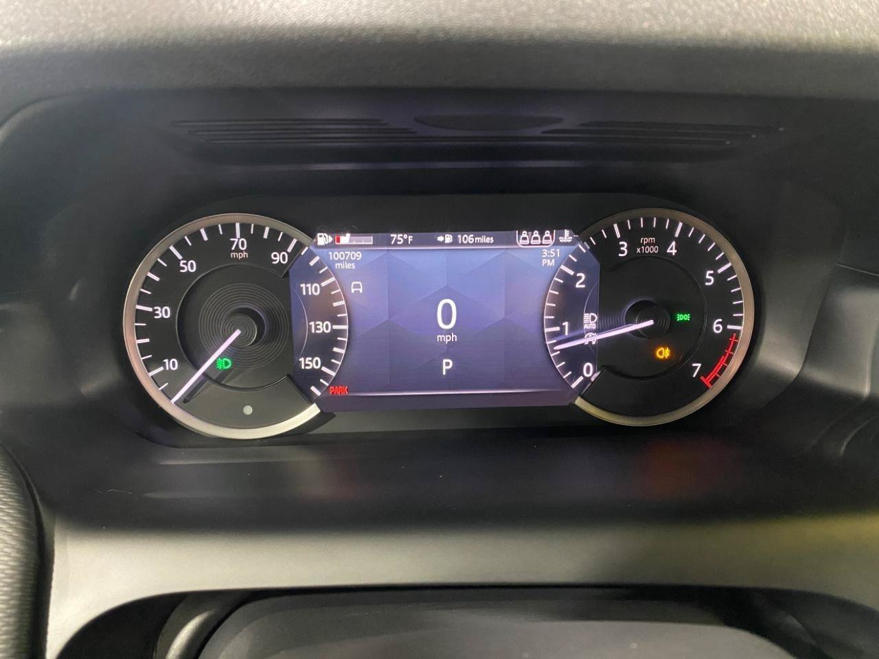 Used 2023 Land Rover Discovery Sport SE R-Dynamic AWD/4WD image 22