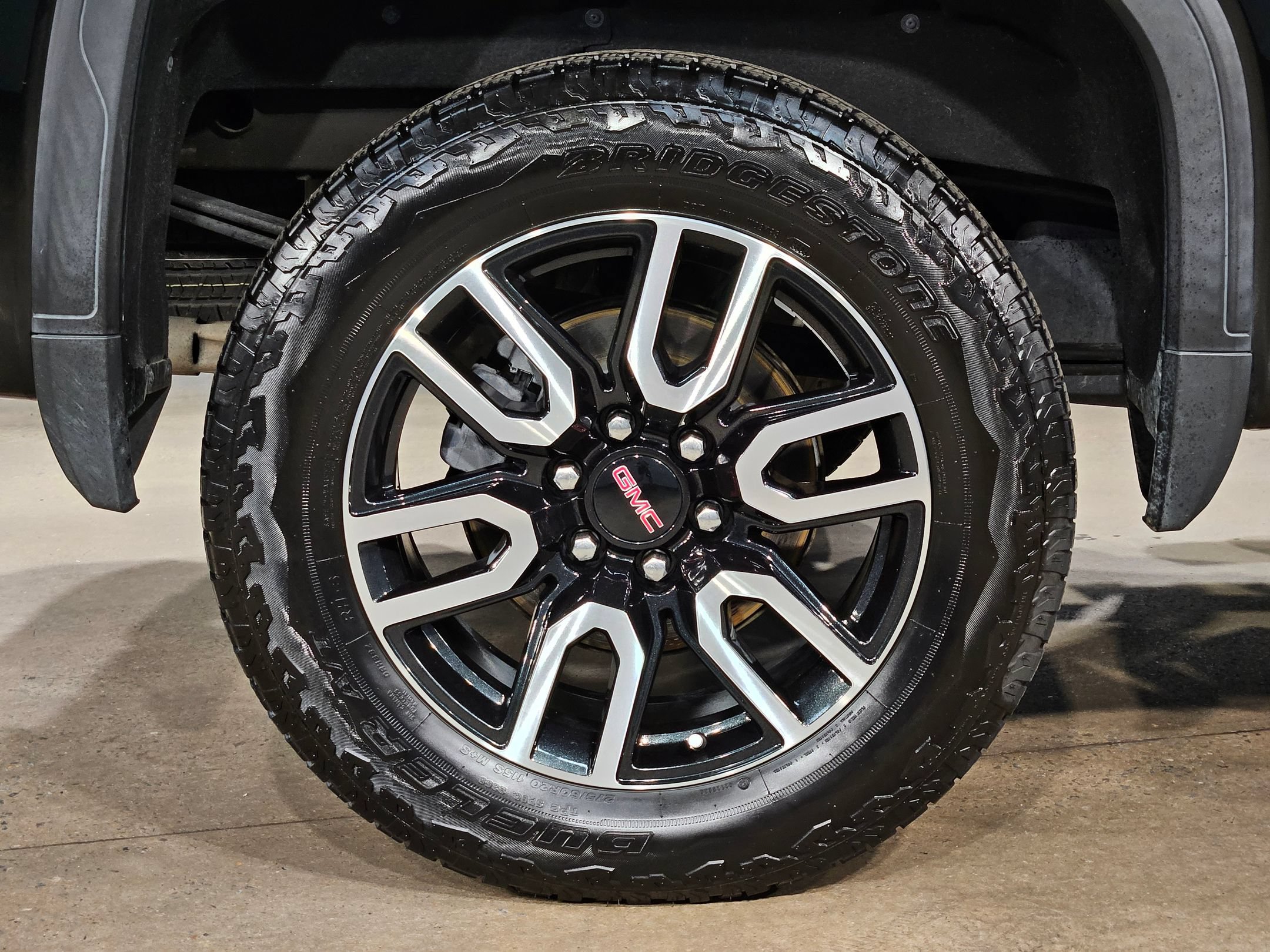 Used 2021 GMC Sierra 1500 AT4 w/ AT4 Preferred Package AWD/4WD image 17