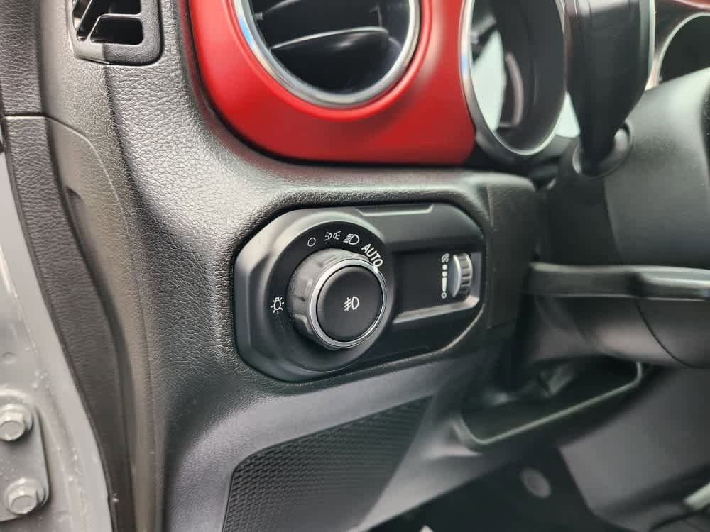 Used 2023 Jeep Wrangler Unlimited Rubicon w/ Xtreme 35 Tire Package image 24