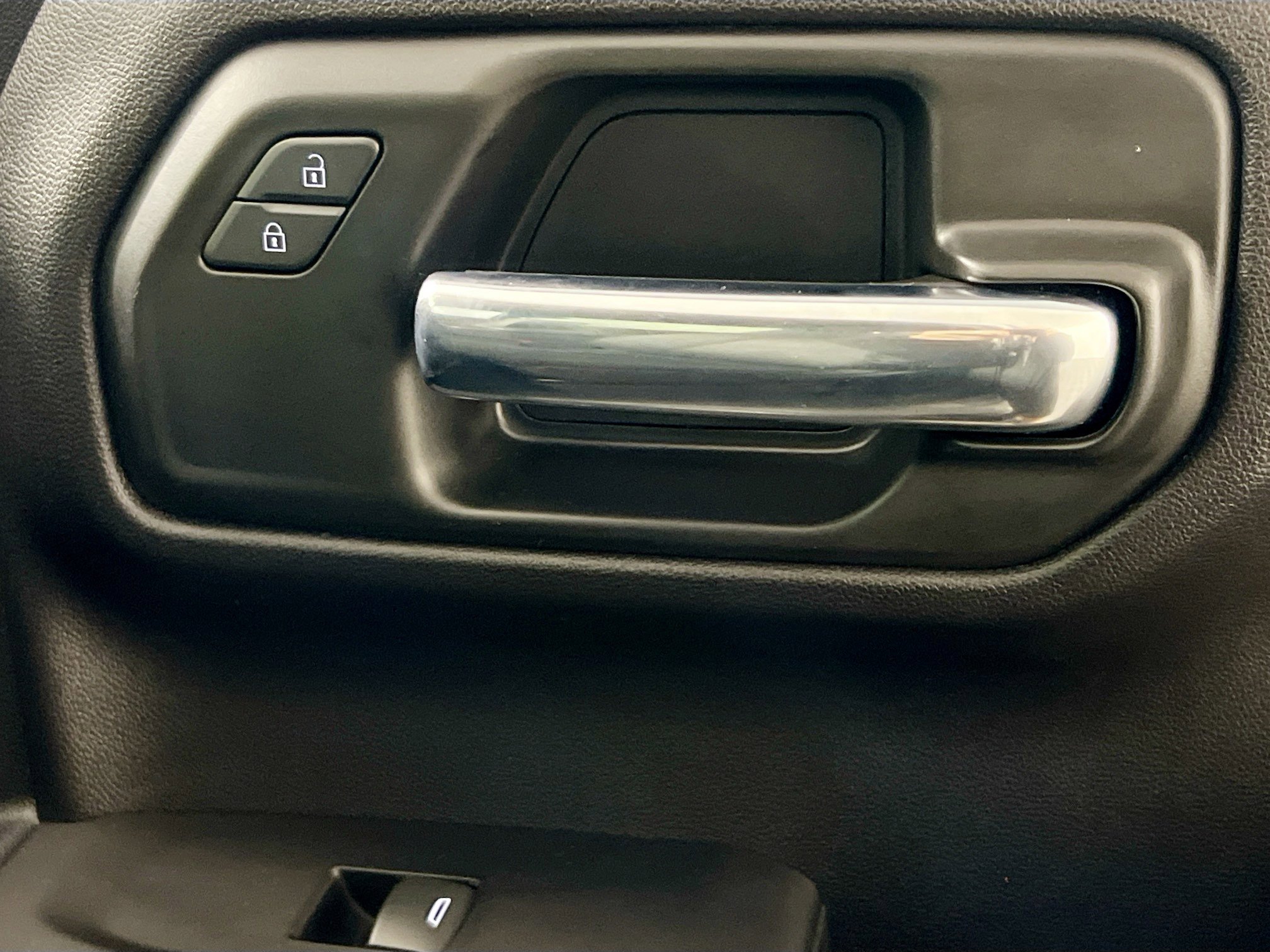 Used 2024 Chevrolet Silverado 1500 Custom Trail Boss image 32