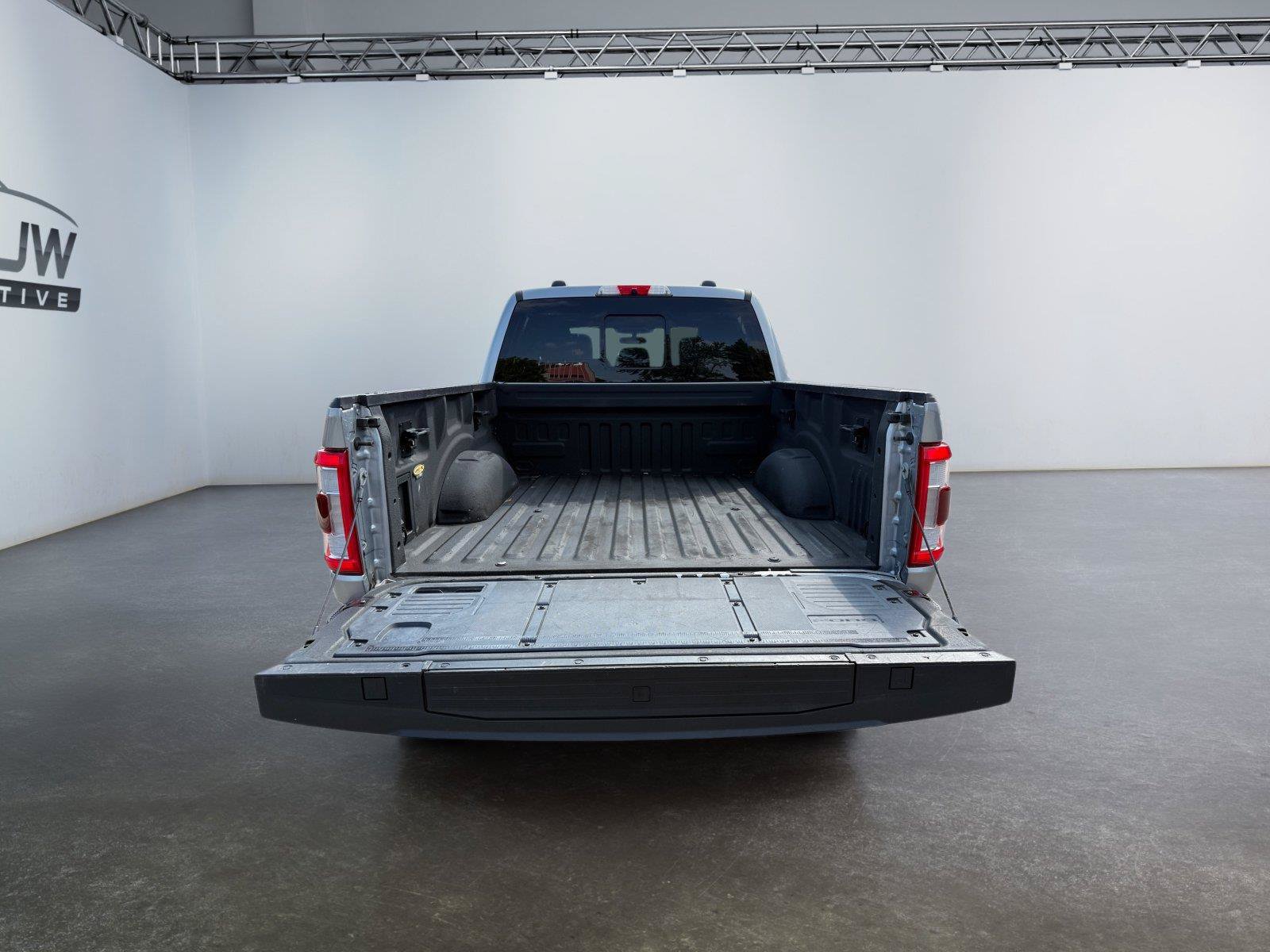 Used 2023 Ford F150 Lariat w/ Equipment Group 502A High AWD/4WD image 23