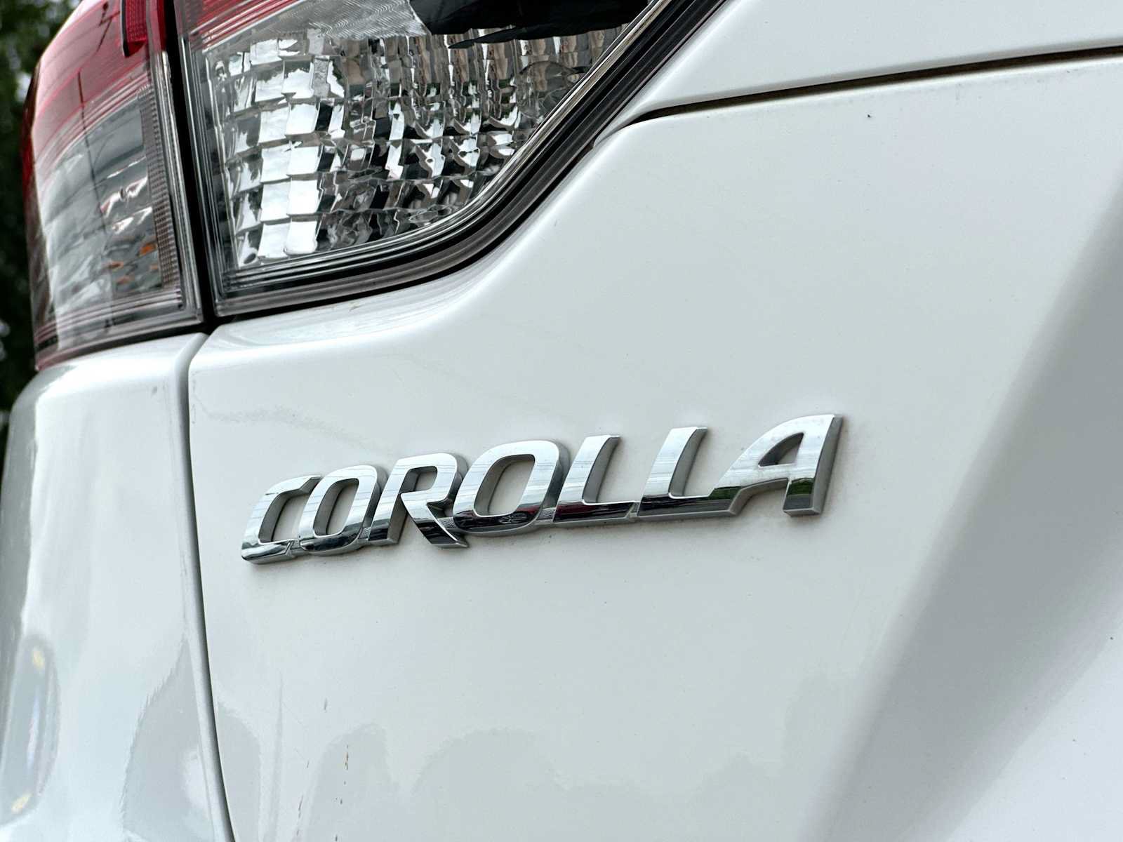 Used 2022 Toyota Corolla LE FWD image 15