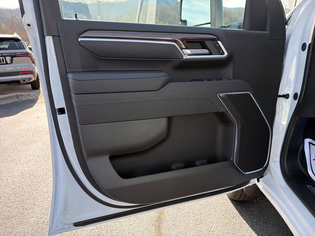 New 2025 Chevrolet Silverado 2500 LT w/ All Star Edition image 10