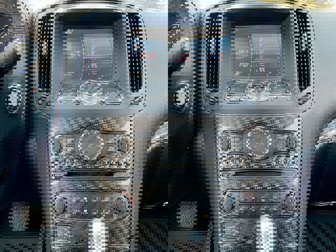 Used 2012 INFINITI G37 x w/ Premium Pkg image 13