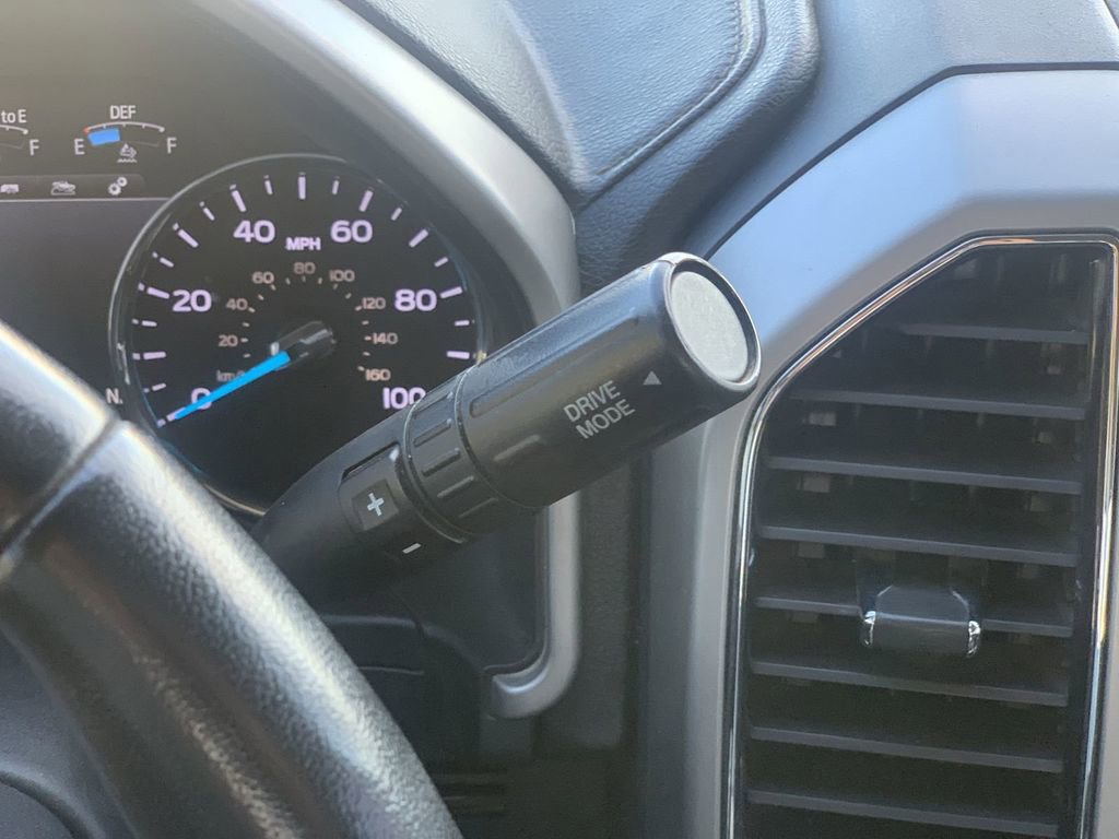 Used 2021 Ford F250 Lariat w/ Lariat Value Package AWD/4WD image 14