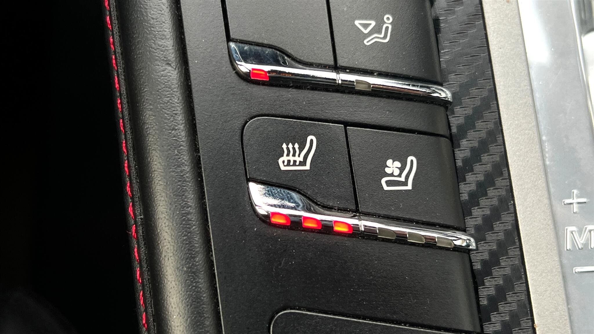 Used 2010 Porsche Panamera 4S image 36