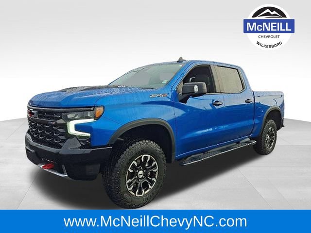 Used 2023 Chevrolet Silverado 1500 ZR2 image 3