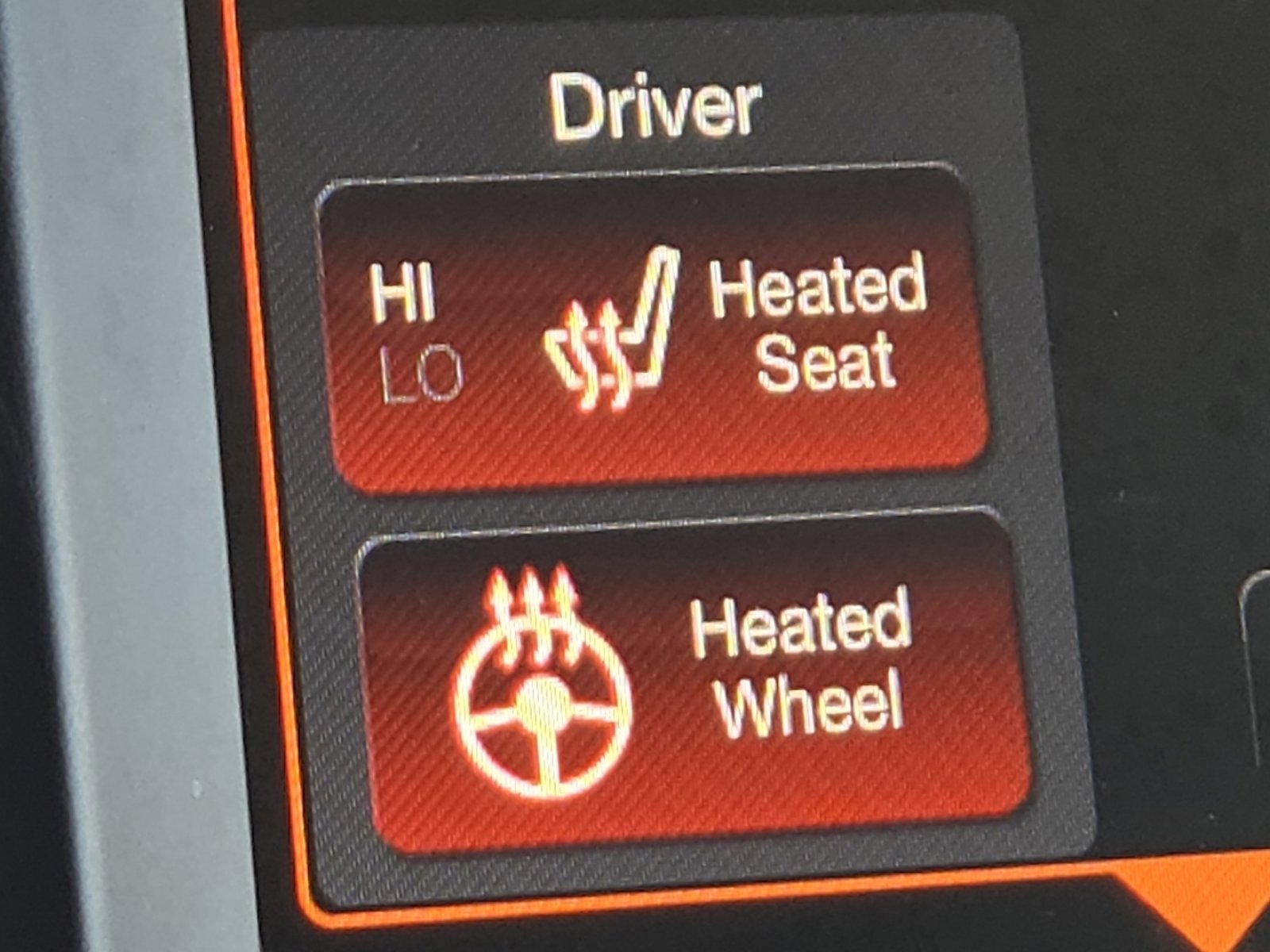 Used 2018 Jeep Cherokee Trailhawk w/ Cold Weather Group image 7