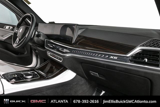 Used 2024 BMW X5 xDrive40i w/ Premium Package image 24