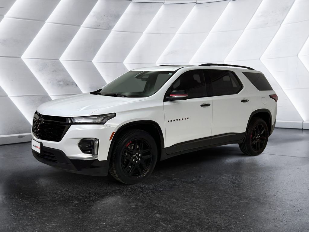 Used 2023 Chevrolet Traverse Premier w/ Redline Edition image 3