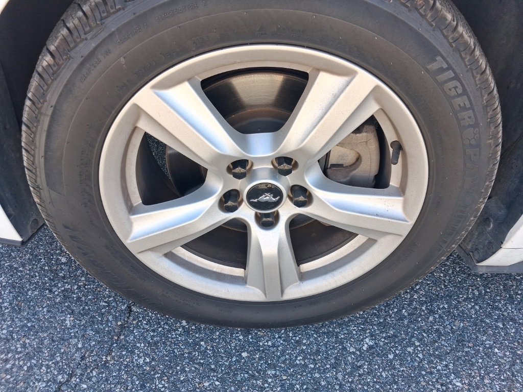 Used 2017 Ford Mustang Coupe image 13