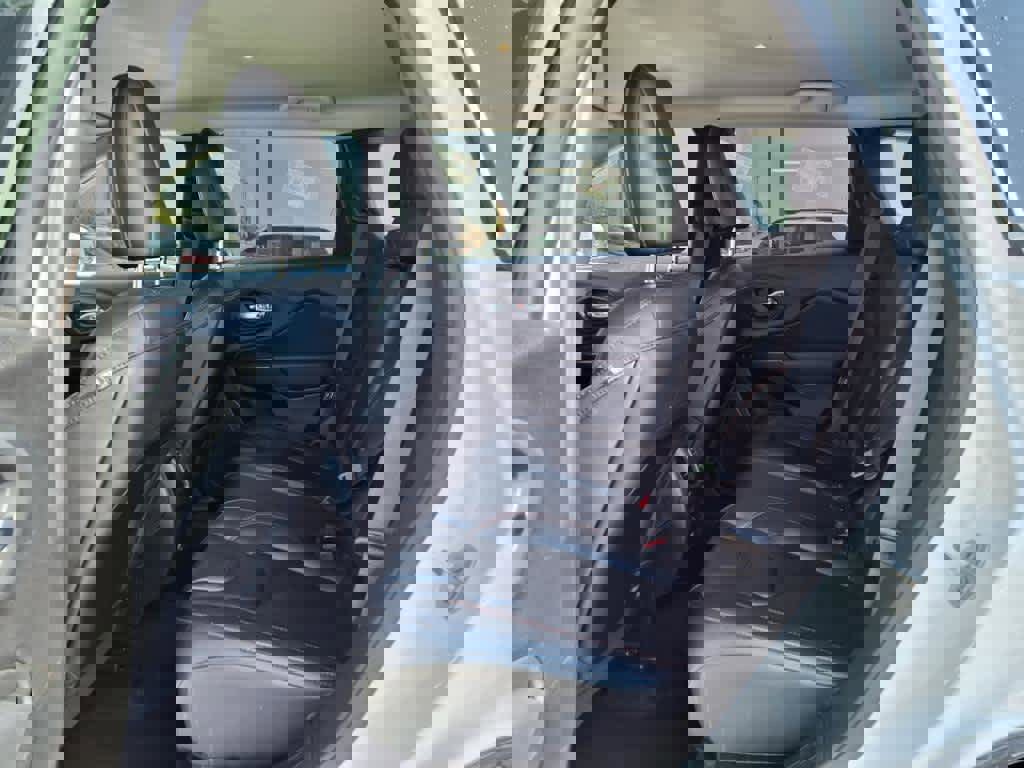 Used 2022 Jeep Cherokee Trailhawk w/ Comfort/Convenience Group image 9