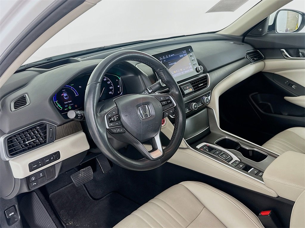 Used 2021 Honda Accord Touring image 12
