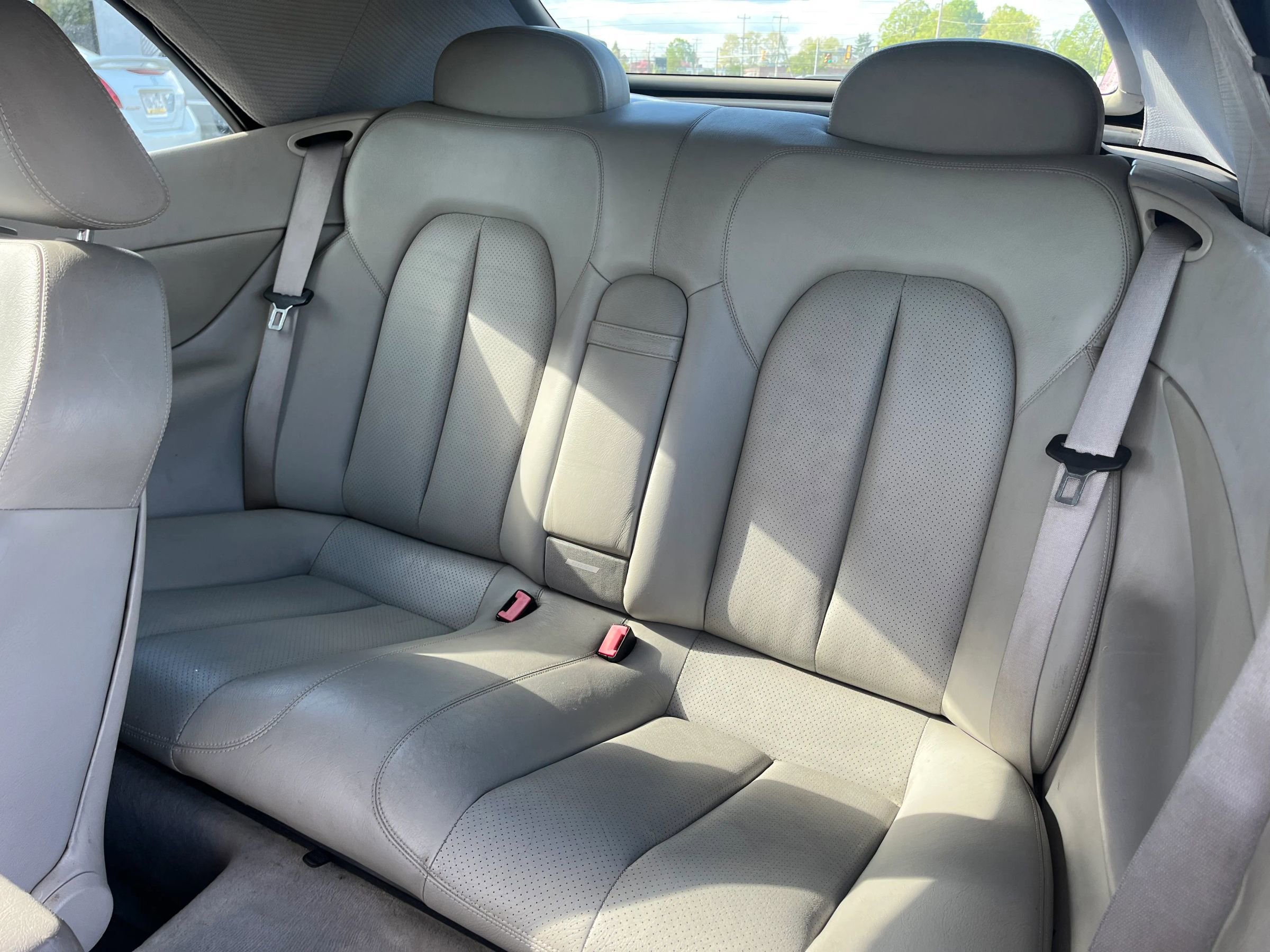 Used 2002 Mercedes-Benz CLK 320 Cabriolet image 16