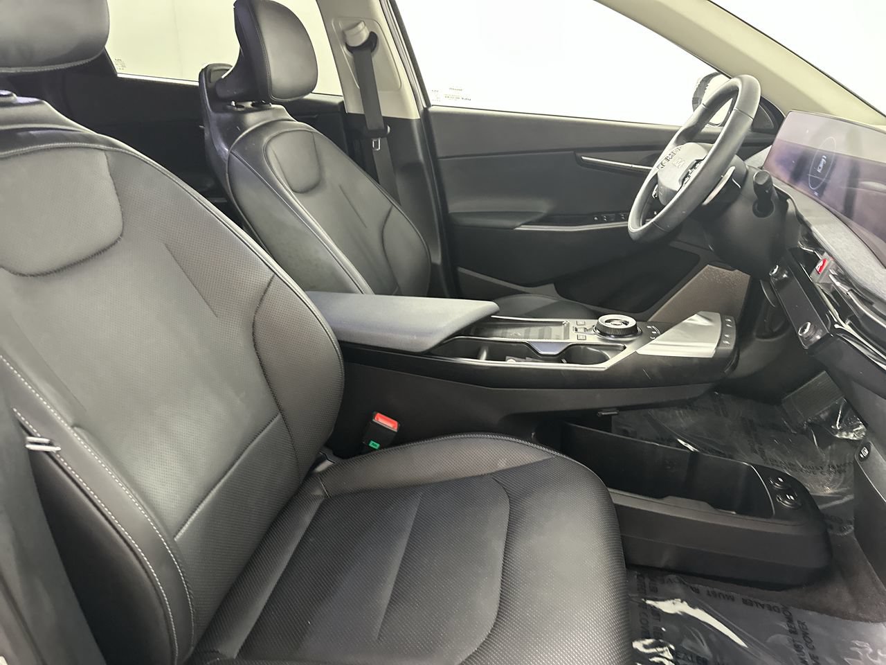 Certified 2023 Kia EV6 Wind RWD image 22