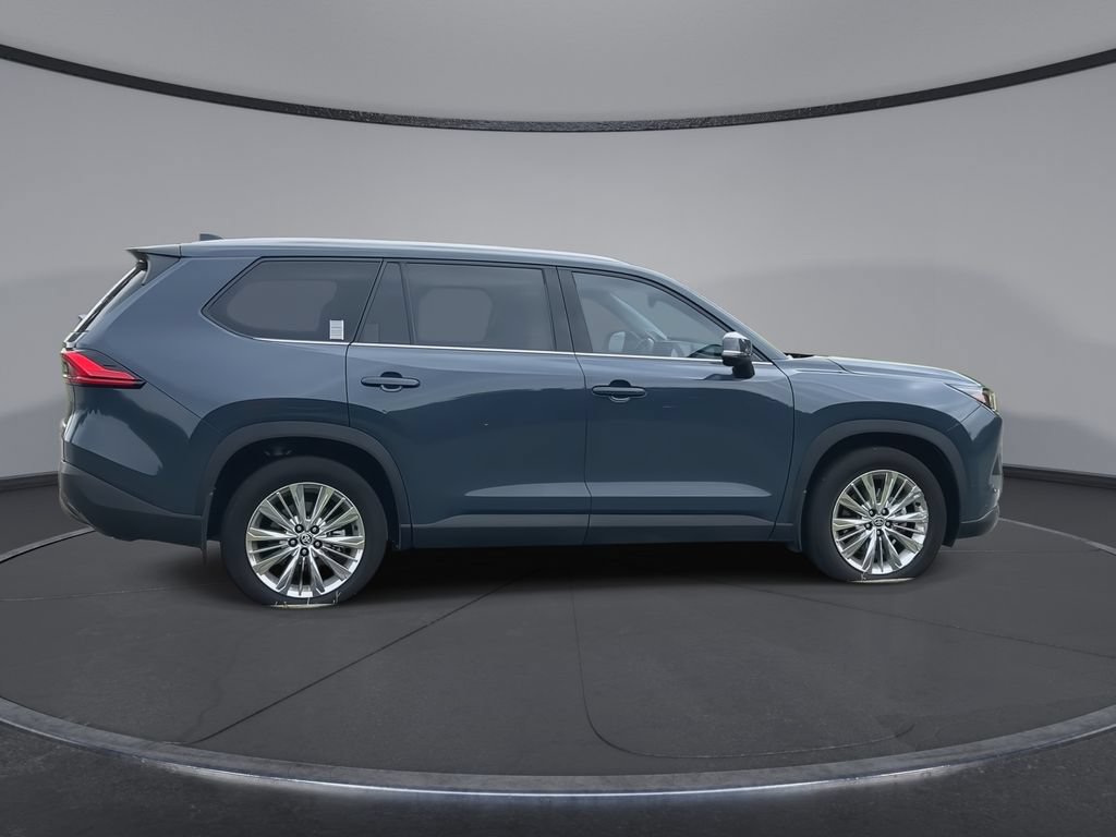 Used 2024 Toyota Grand Highlander AWD image 9