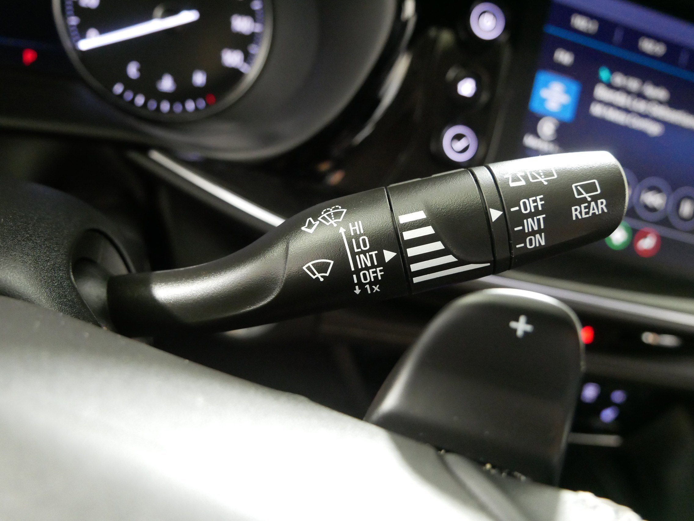 Used 2021 Buick Envision Essence image 31