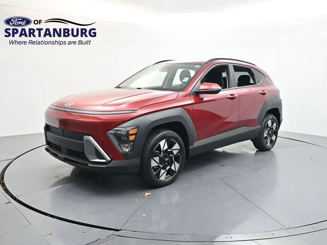 Used 2025 Hyundai Kona SEL AWD/4WD image 3