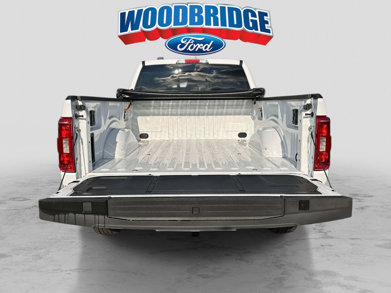 Used 2023 Ford F150 XLT w/ Equipment Group 302A High image 6