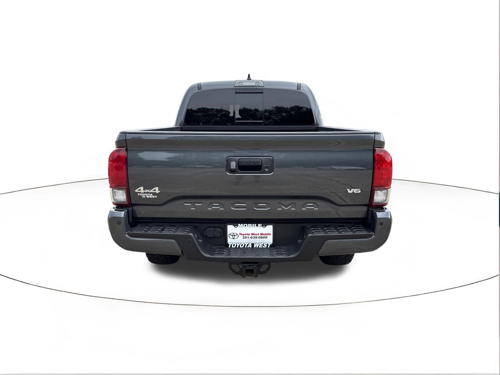 Used 2023 Toyota Tacoma SR5 AWD/4WD image 4