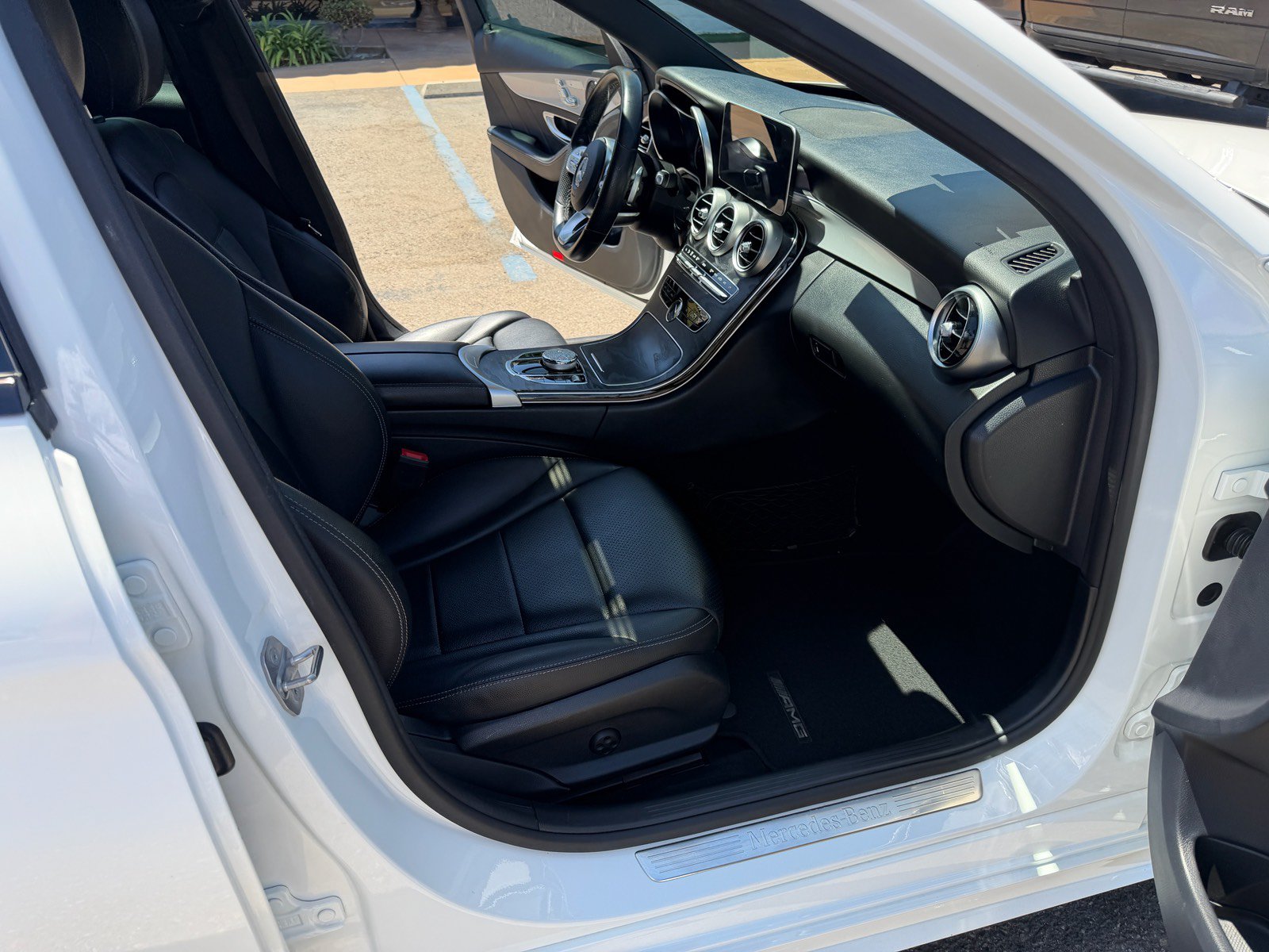 Used 2019 Mercedes-Benz C 300 Sedan image 15