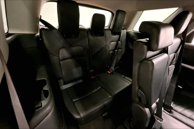 Used 2025 Nissan Pathfinder Platinum AWD/4WD image 33