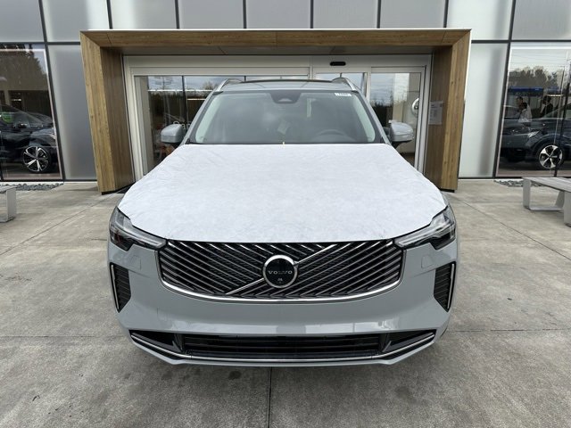 New 2026 Volvo XC90 T8 Plus image 3