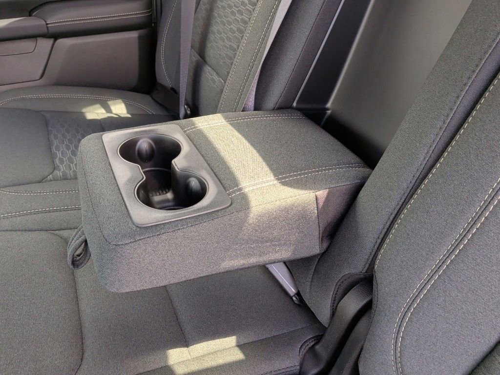 New 2026 RAM 1500 4x4 Crew Cab image 37