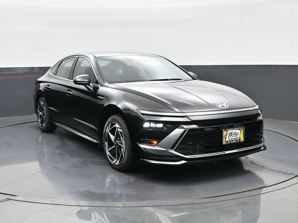 New 2026 Hyundai Sonata SEL FWD image 3