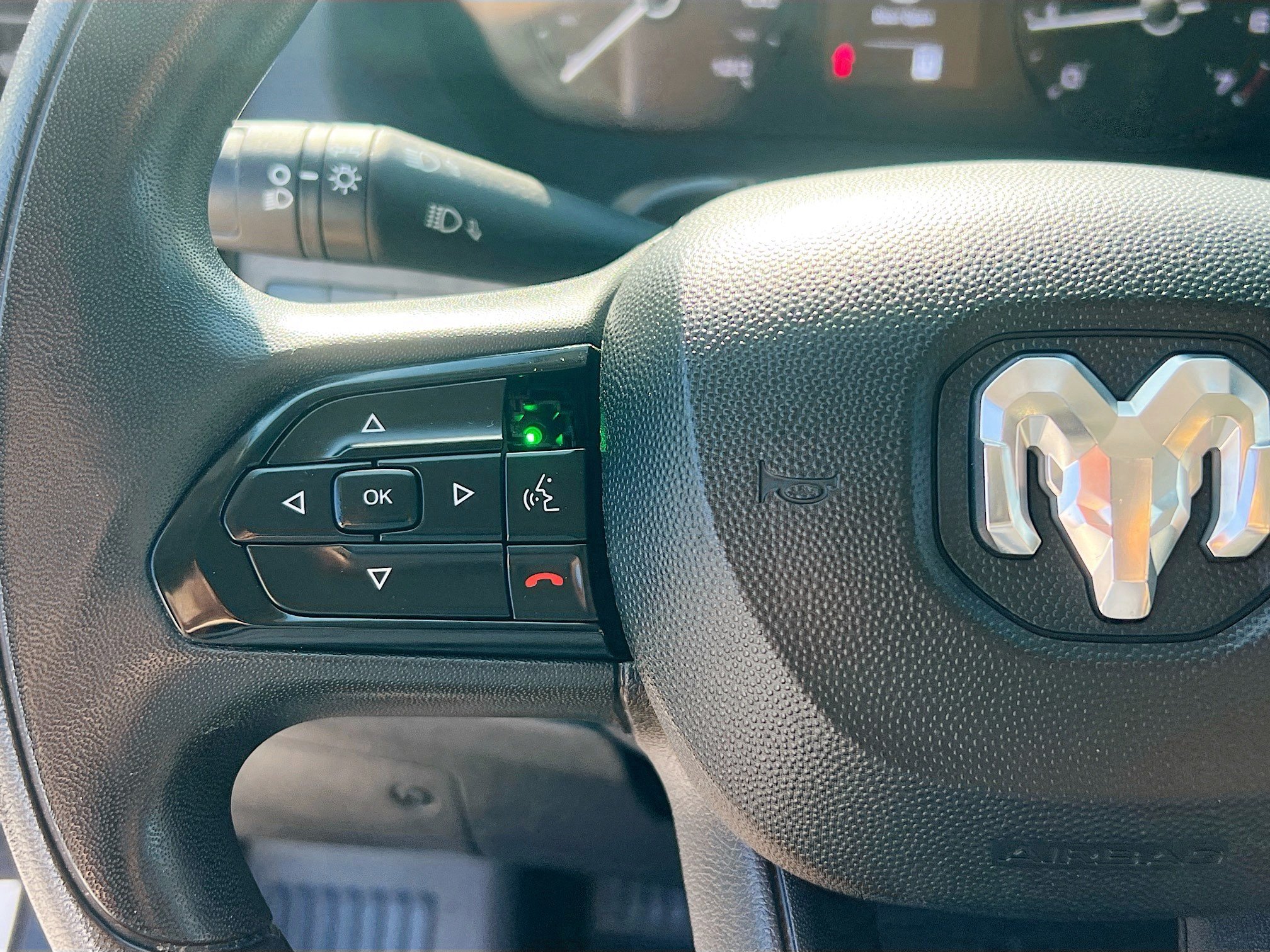 Used 2025 RAM ProMaster 2500 w/ Convenience Group FWD image 18
