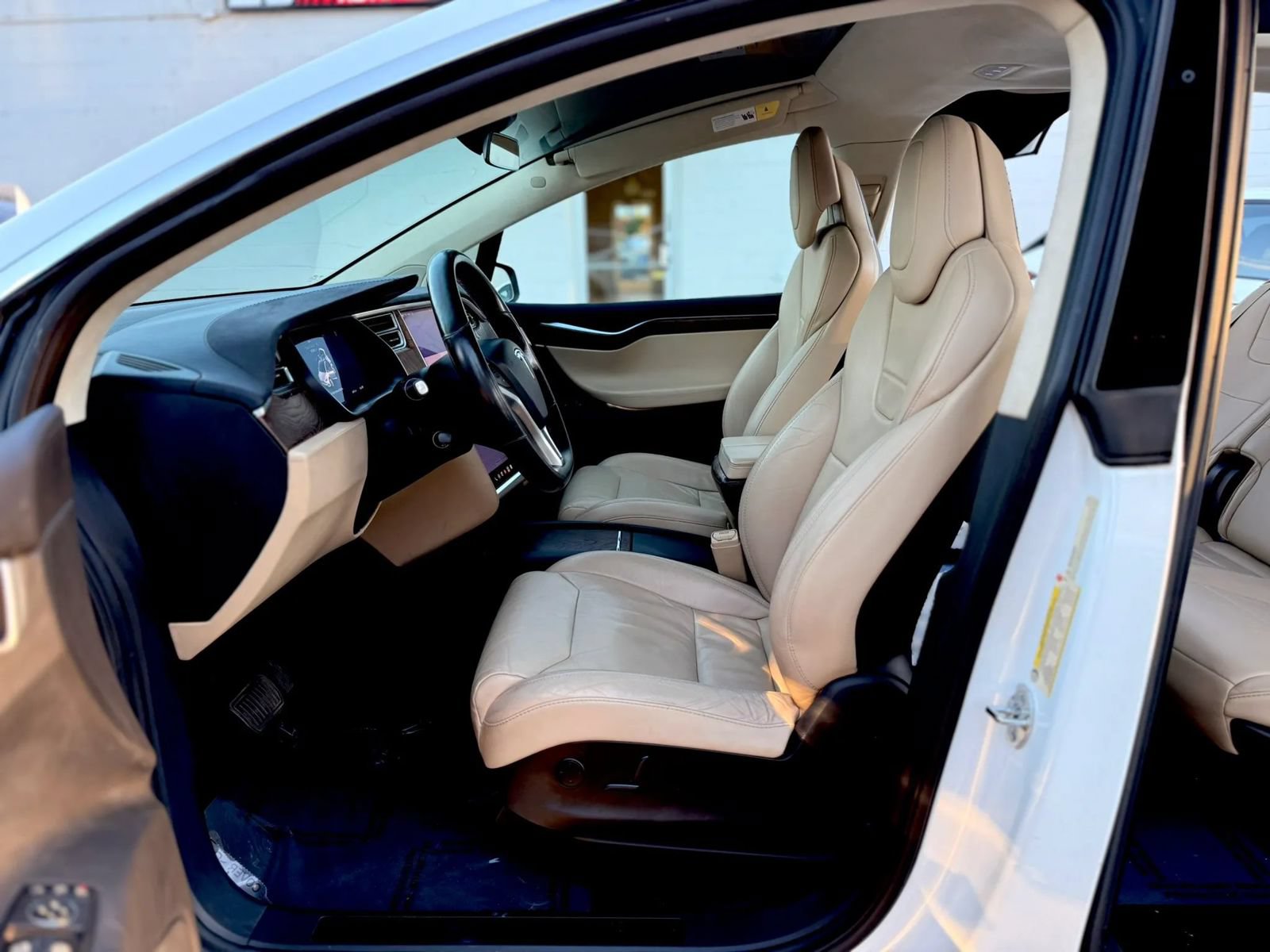 Used 2017 Tesla Model X 100D AWD/4WD image 10