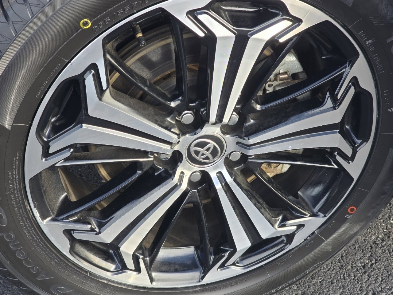 Used 2022 Toyota RAV4 XSE image 11