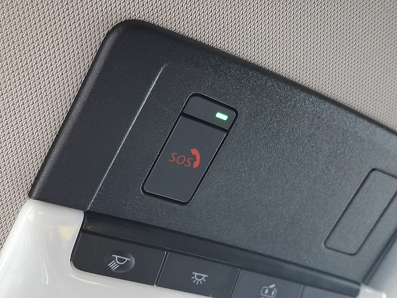 Certified 2024 Nissan Pathfinder SV w/ Lighting Package (N92) image 24