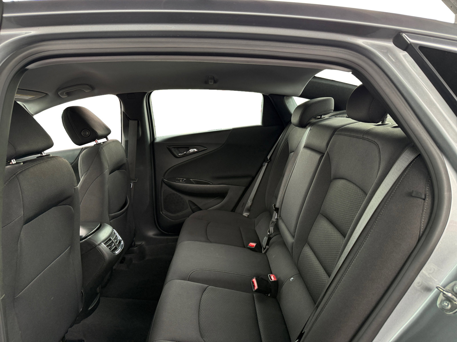 Used 2024 Chevrolet Malibu LT image 11