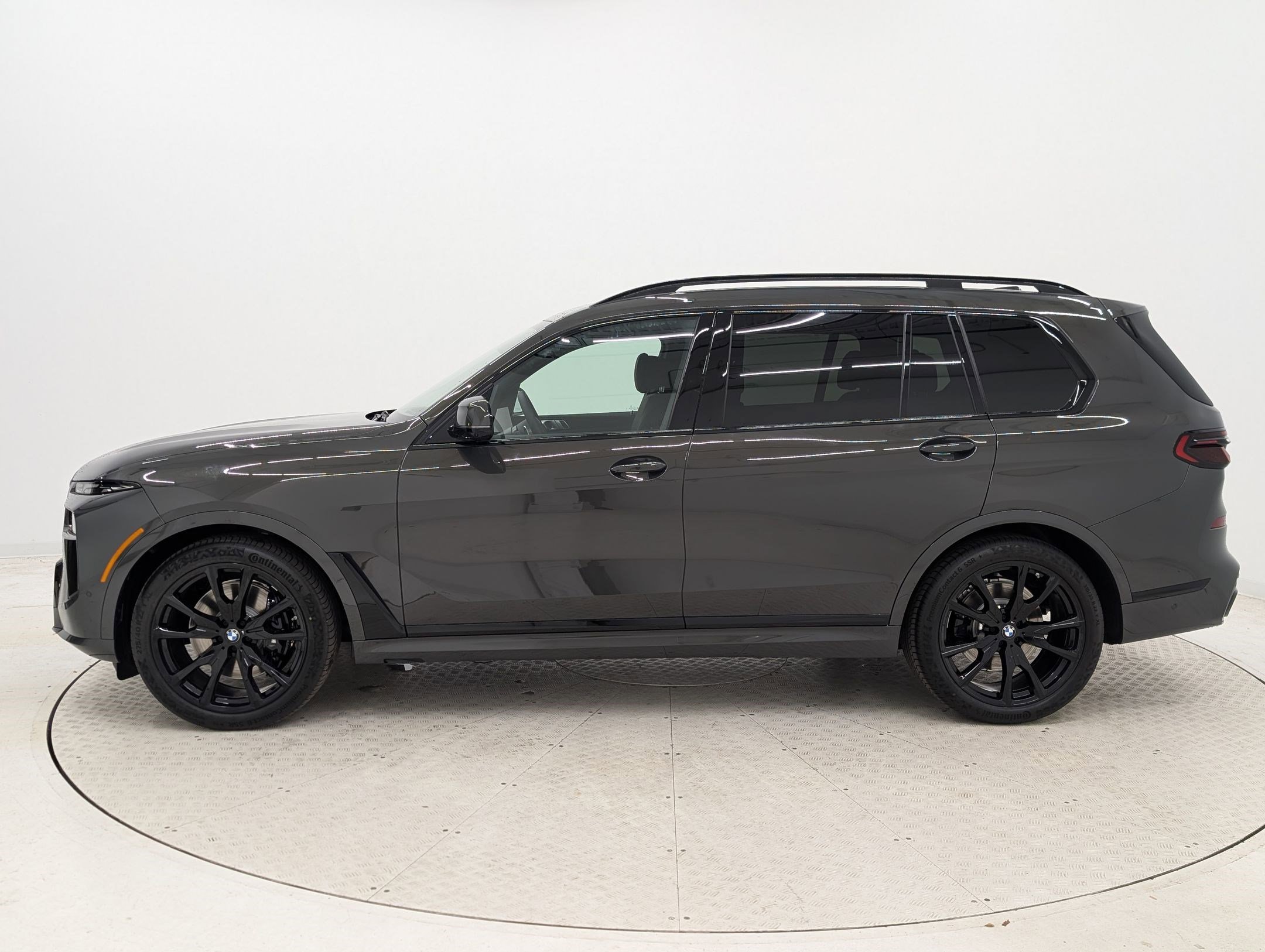 New 2026 BMW X7 xDrive40i w/ Executive Package image 2