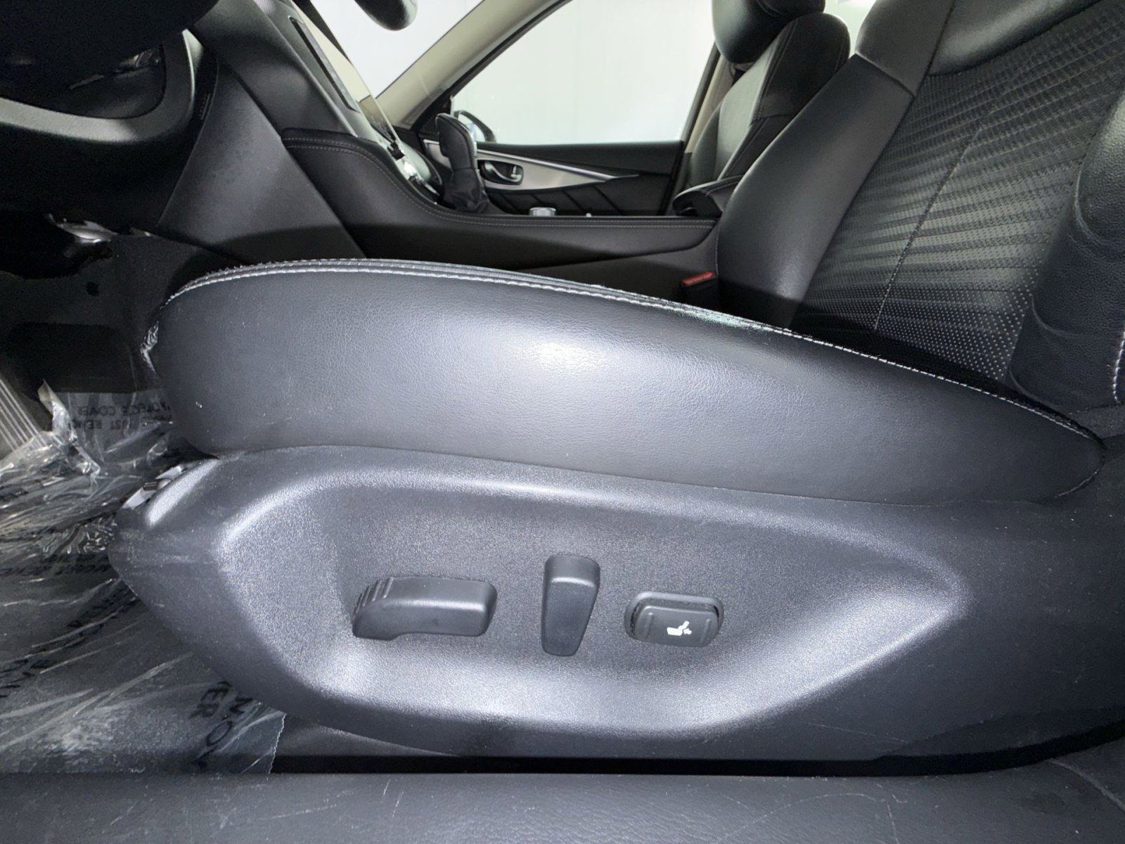 Used 2018 INFINITI Q50 Sport AWD/4WD image 14