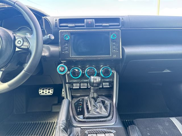 Used 2025 Toyota GR86 Premium w/ ALL Weather Mat Package (TMS) RWD image 19