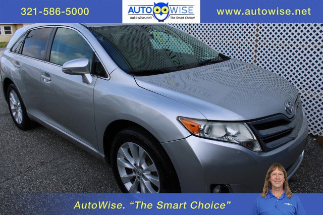 Used 2013 Toyota Venza LE FWD image 1