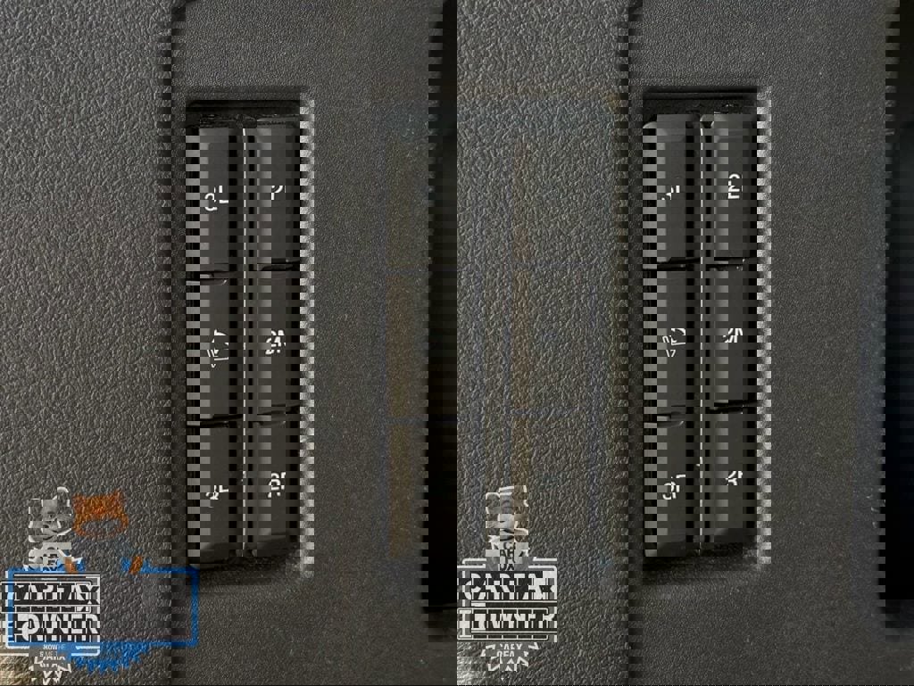 Used 2024 Ford Expedition Max XLT image 30